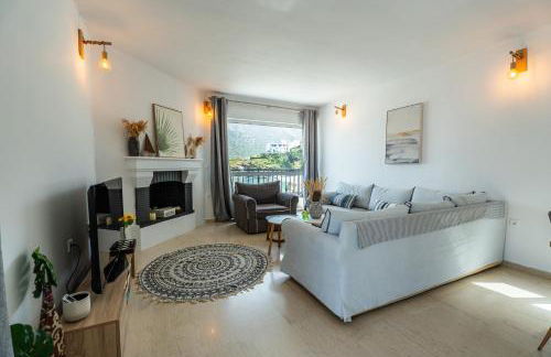 Sea-esta Beach House, Beachfront Residence & BBQ, By ThinkVilla - Foto 15