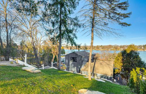 Canoes and Dock Waterfront Retreat on Lake Beulah! - Foto 24