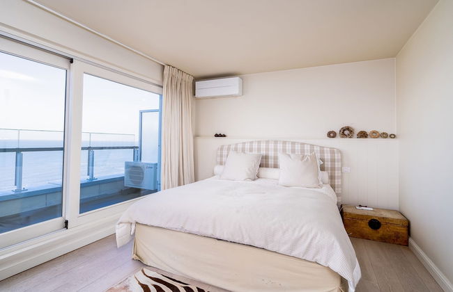 Stunning Penthouse With Free Parking and sea View - Foto 80