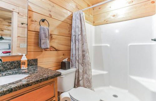 Brand New 2BR2BA Cabin Cherry Log Big Hot Tub Views - Foto 18