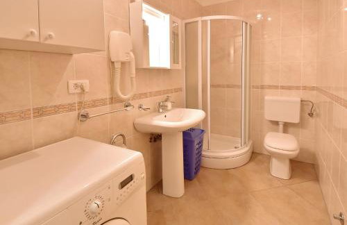 Apartment Laurus-3 by Interhome - Foto 14