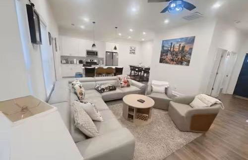 Charming Escape with Hot Tub & Fire Pit Winter Haven! - Foto 2