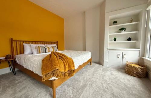 Jungle House Columbus Sleep 12 Downtown Ohio Free Parking - Near Convention Center & Nationwide Arena - 4BR Short North Luxury Home - Over 5,800 Five Star Stays - Foto 19