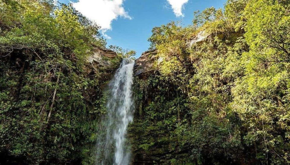 Trilha pela cachoeira do Abade e Parque dos Pireneus
