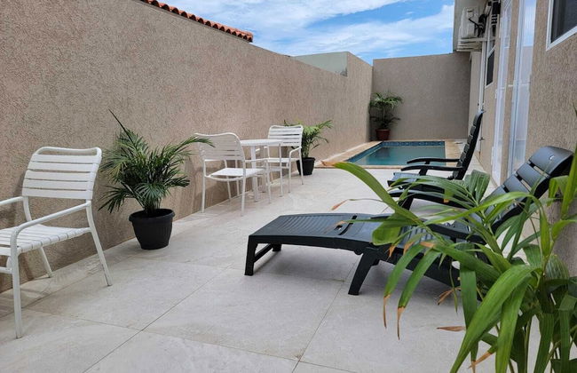 Remarkable 1-bed Apartment in Noord - Foto 32