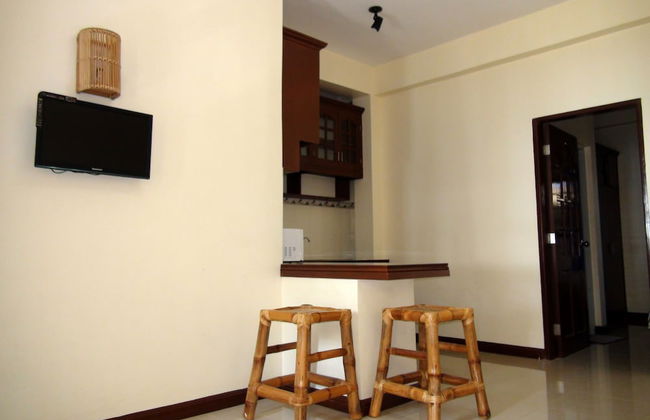 Squares Cafe and Apartments - Foto 14