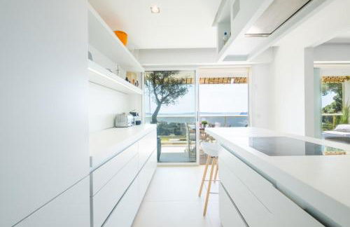 Elegant 3-Room Apartment with Terrace Pool & Island Views - Foto 13