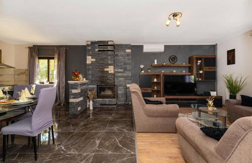 MY DALMATIA - Holiday home Olive Garden with private swimming pool - Photo 11