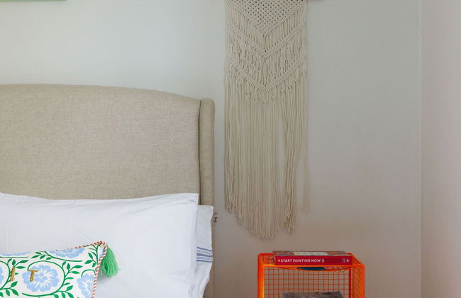 Amazing 5 BR Country Home Pool Gym Yoga Studio - Photo 22