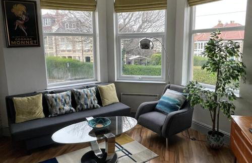Delightful airy apartment in leafy St Andrews - Foto 1