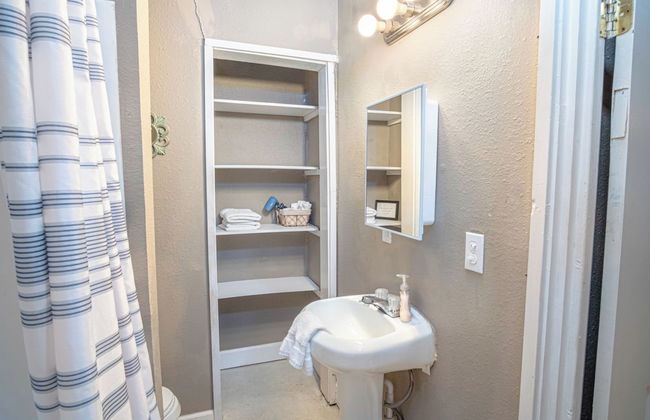 Near Downtown Guest House - Foto 12