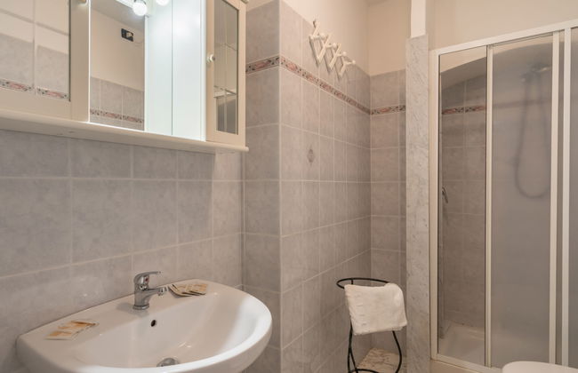 14 bedroom House in Prelà with swimming pool and garden - Photo 24