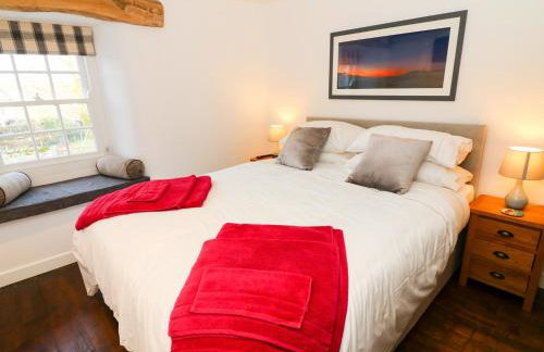 Linden Cottage - Photo 13