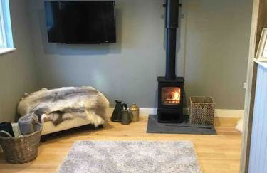 Cute studio cottage. Wood burner. Amazing views - Foto 9