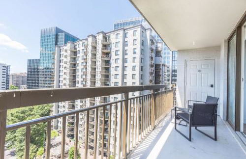 Capitol Convenience 2BR Luxury Minutes from DC - Foto 2