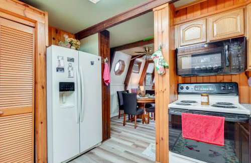A-Frame Cabin w/ Spacious Yard in Tellico Plains! - Foto 9