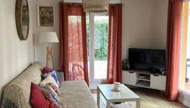 Cosy Rez de jardin - Clim & Parking - Foto 2