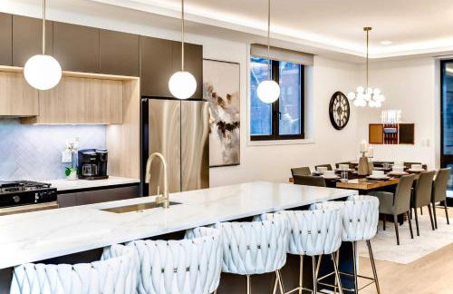 Ultra Modern Luxury - New Construction 4 Bedrooms - Photo 23