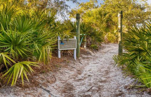 Sunset Breeze Marsh View Treehouse Retreat - Foto 3
