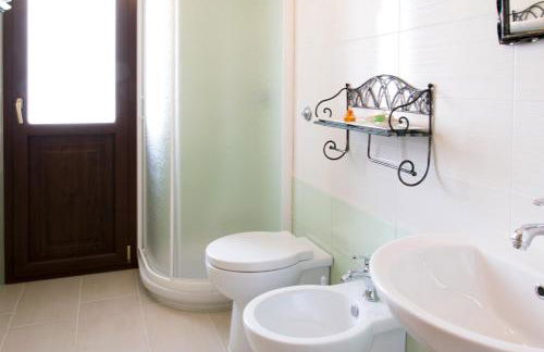 S'eredeu Apartments - Photo 11