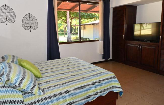 Playa Prieta Beachfront Villas - Photo 32