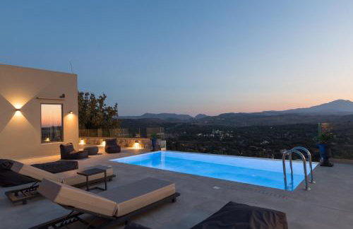 Eforasis Villas, with Heated Spa Whirlpool, by ThinkVilla - Foto 66