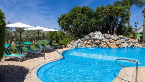 Villa Vacanze Paradiso - Oasi di Tranquillità con Piscina e Giardino a 10 min dal mare - Foto 3, sunbed, Garden view