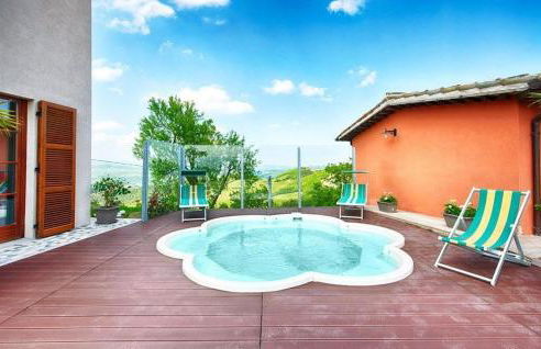 Pet Friendly Apartment In Sant'angelo In Vado - Foto 3