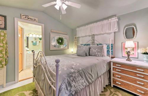 Smoky Mtn Cottage on Creek with Lanai and Forest Views - Foto 10