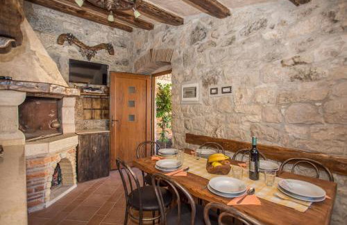 Rustic-Holiday Home Vani with Tavern, near Porec - Foto 6