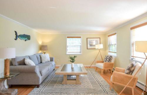 Dogs welcome huge yard right next to Rail Trail - Foto 3