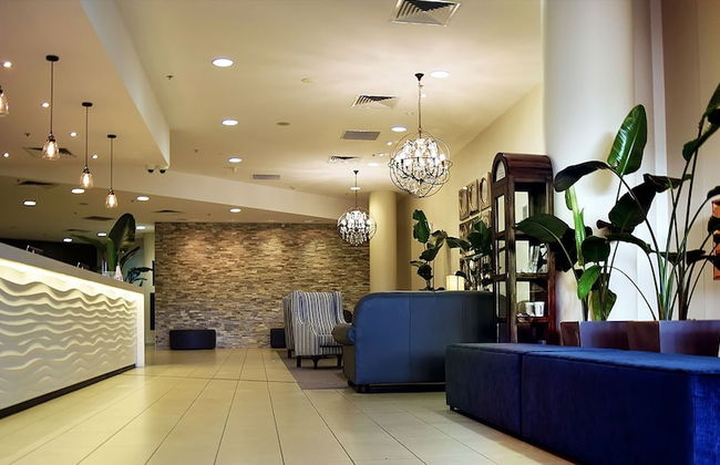 BASE Holidays - Ettalong Beach Premium Apartments - Foto 3