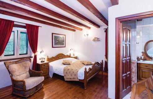 7 Bedroom Gorgeous Home In Grabovac - Photo 34