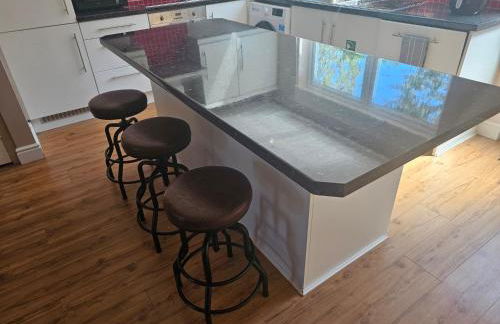 Stylish home in trendy area close to city centre, with parking - Foto 18