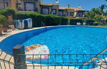 New - MiJa basement Loft Apartment steps from Beach - perfect for Sun and Sport Seekers - Foto 2