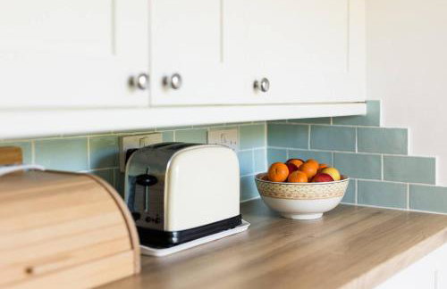 Pass the Keys Cosy Cottage 17th century Garden Parking - Photo 11