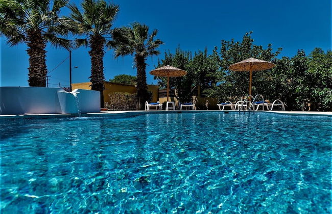 Xenos Villa 2 With 5 Bedrooms Private Swimming Pool, Near the sea - Foto 30