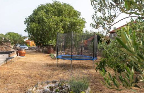 Amazing Home In Najevi With Wifi - Photo 13