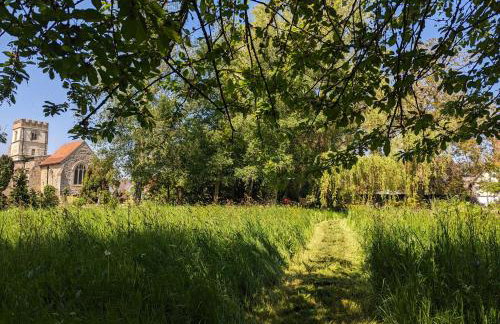 Cosy listed barn in peaceful country village - Foto 4