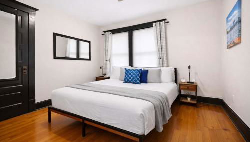 Riverview Escape in Walkable Historic District - Photo 5