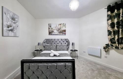 16A Ground floor setup for your most amazing relaxed stay Free Parking Free Fast WiFi - Foto 3