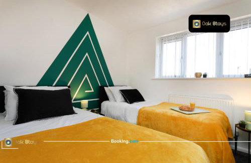 Quick Deals l 5 Bedroom l Sleeps 10 l Parking l Ideal for Groups l Oak Stays Short Lets & Serviced Accommodations - Foto 44