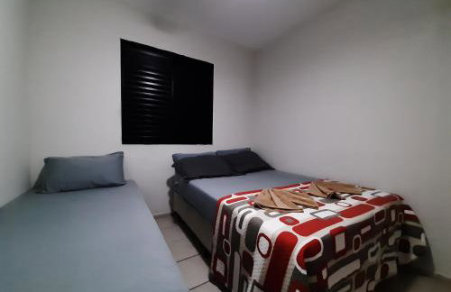 Espaço e Lazer, Apê de 2 dormitórios pertinho da praia - LA10 - Foto 4