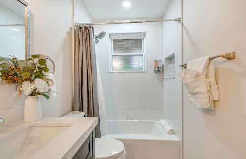 3 Mi to World Cup Play! ATL Home with Fenced Yard - Foto 13