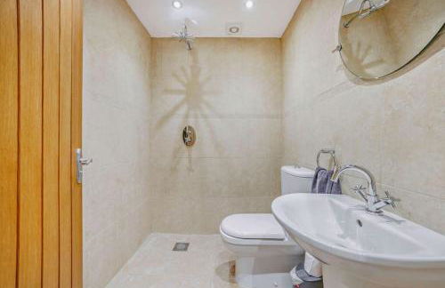 Beautiful 4-5 bedroom village house with rural views - Foto 20