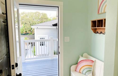 Coral Cottage - Enjoy the Posh Life! Heated Pool, Spa, Fireplace! - Foto 7