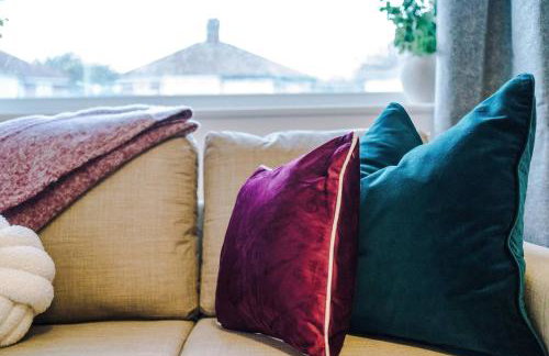 Comfy 3-BR Wirral Home | Free Parking & Wi-Fi - Foto 65