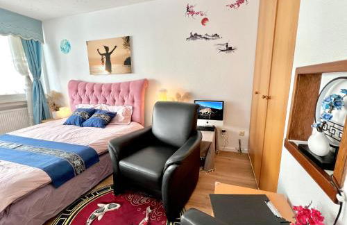 Stylish, Cozy & Quiet Apartment with one and half rooms in District 1 - Foto 23