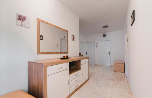 Apartments by the sea Molat - 18433 - Photo 15