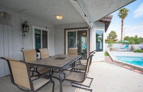 Poolside Paradise on the Strip - Foto 9